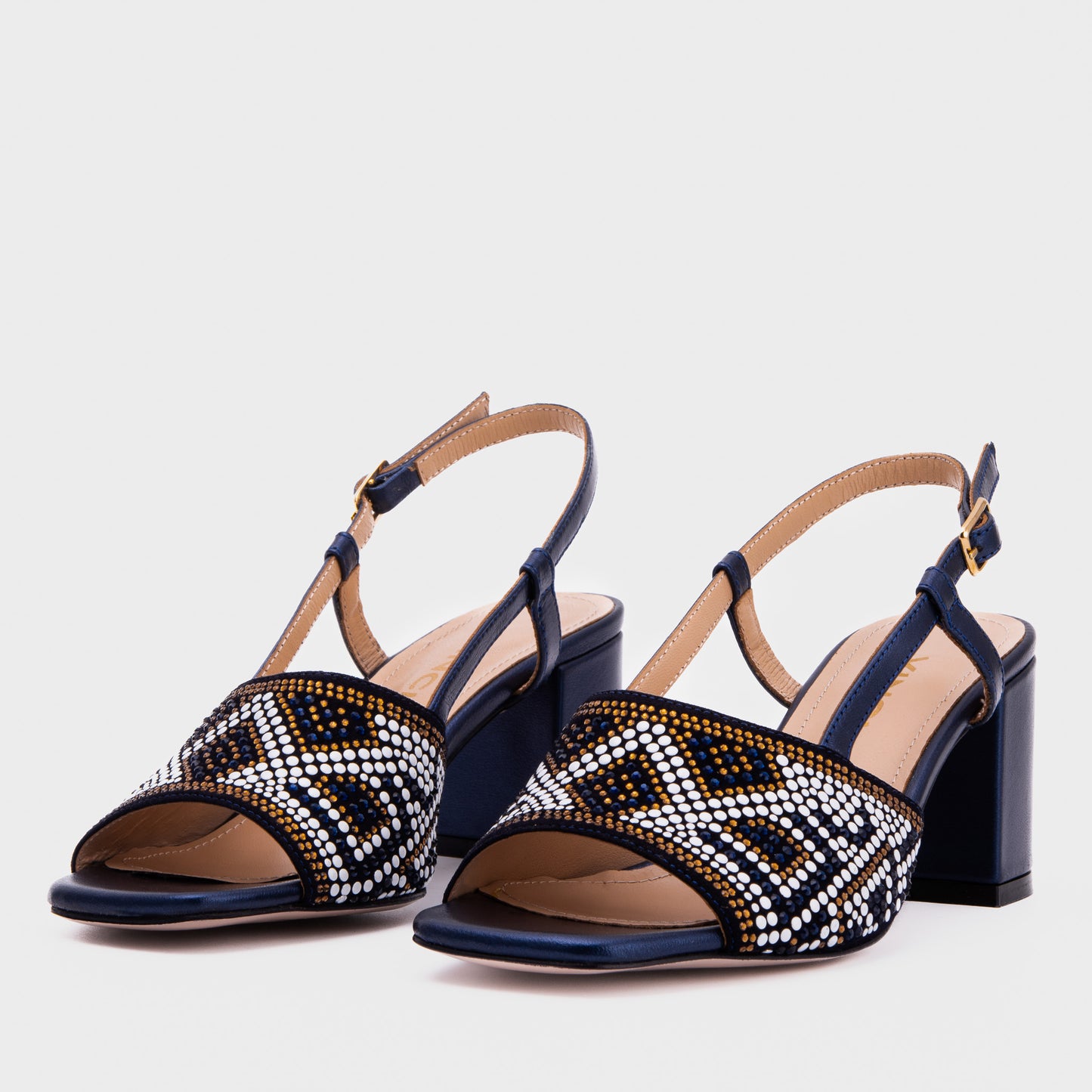 El zapato de mujer slingback de cuero azul marino Nampula