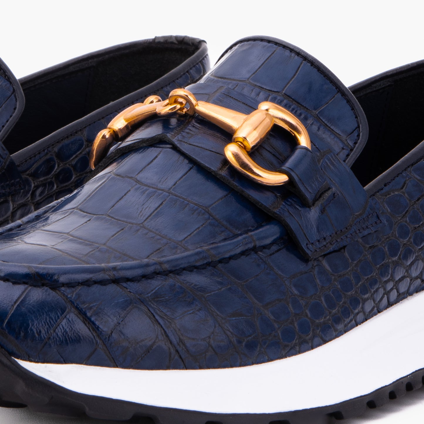 Las zapatillas para mujer de cuero con estampado de cocodrilo Milan Navy