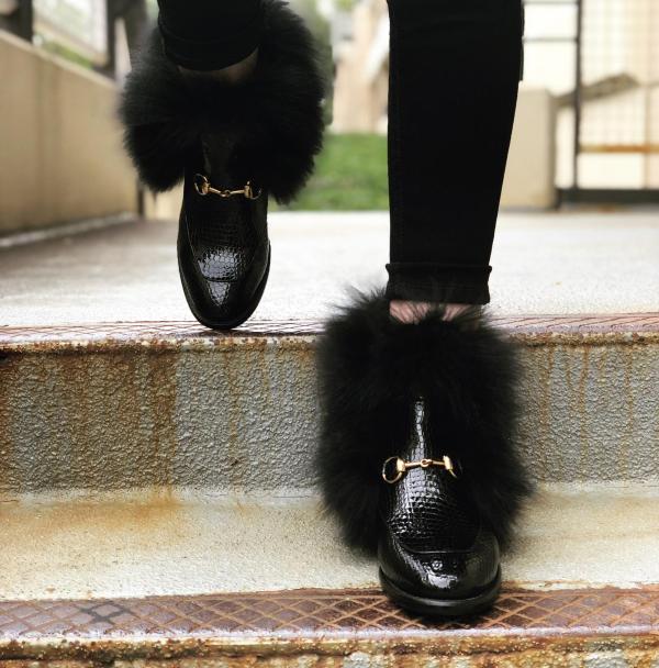 Black fluffy 2024 ankle boots