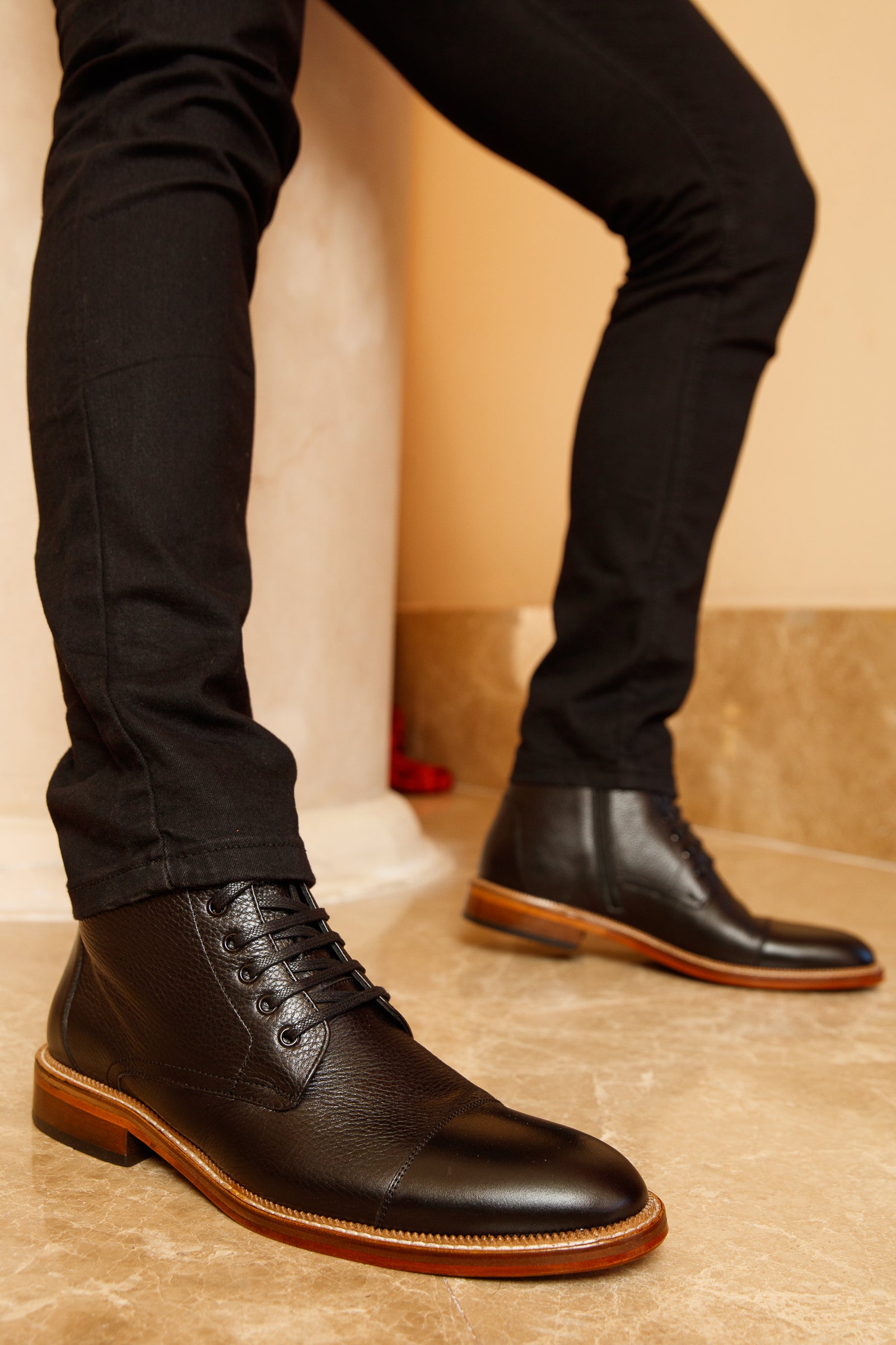 Gbx cap toe hot sale zipper boot