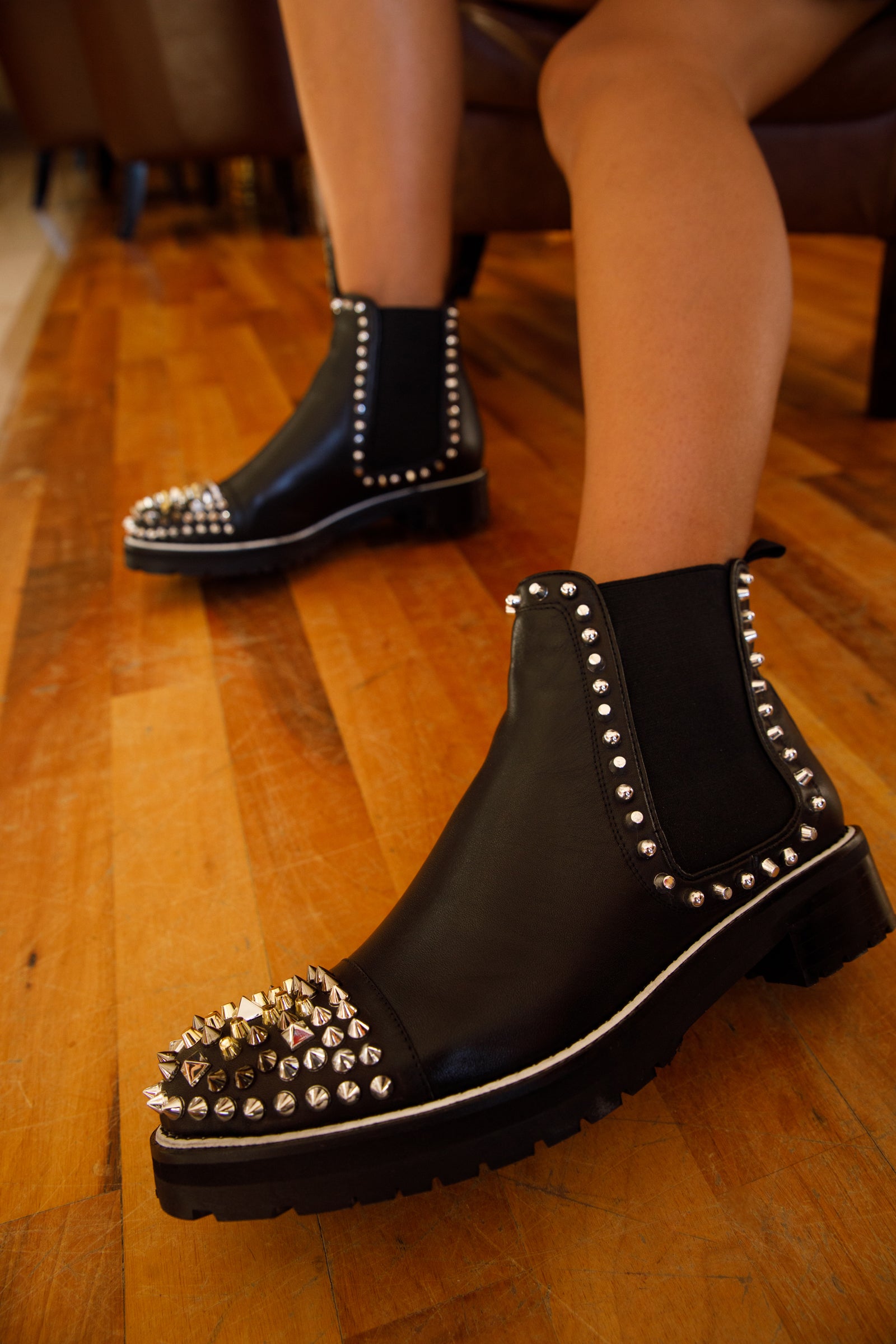 The Vuvulane Black Spike Leather Ankle Women Boot Vinci Leather