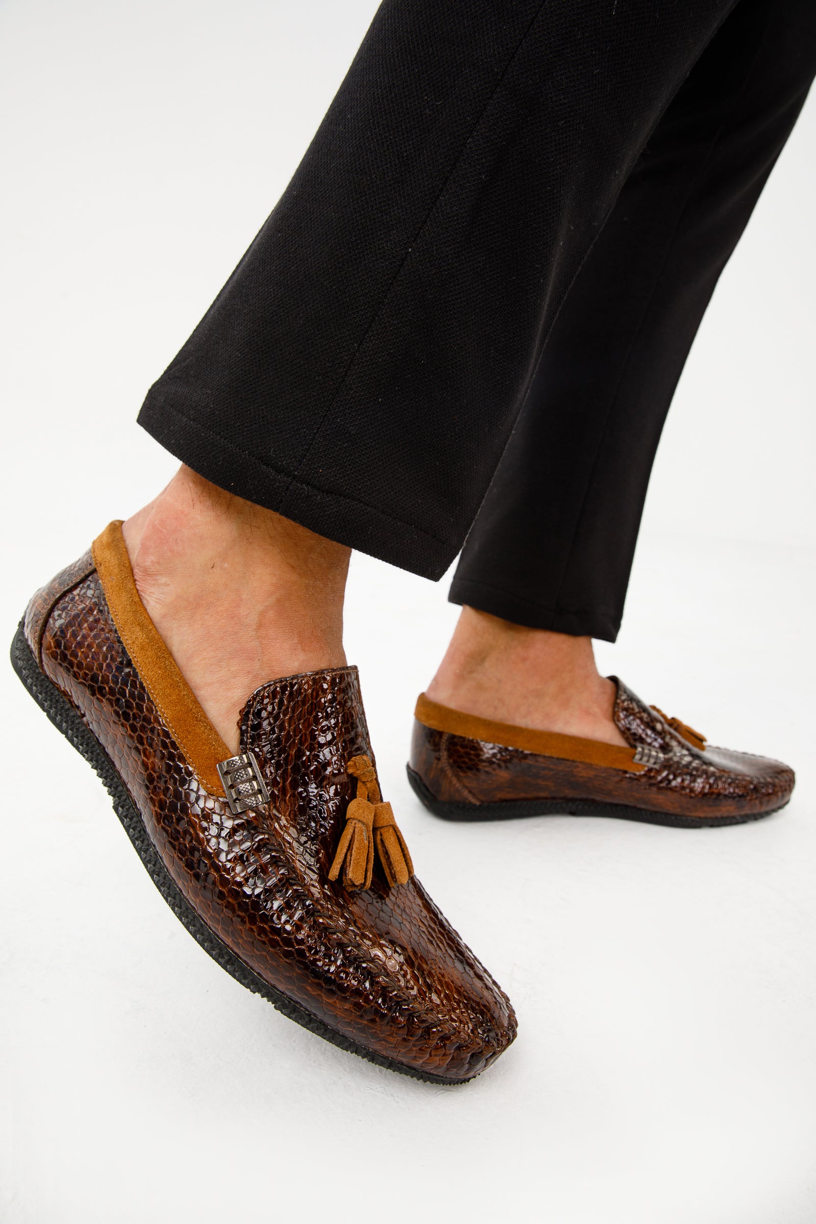 The Cordova Tan Patent Leather Tassel Loafer Men Shoe – Vinci 