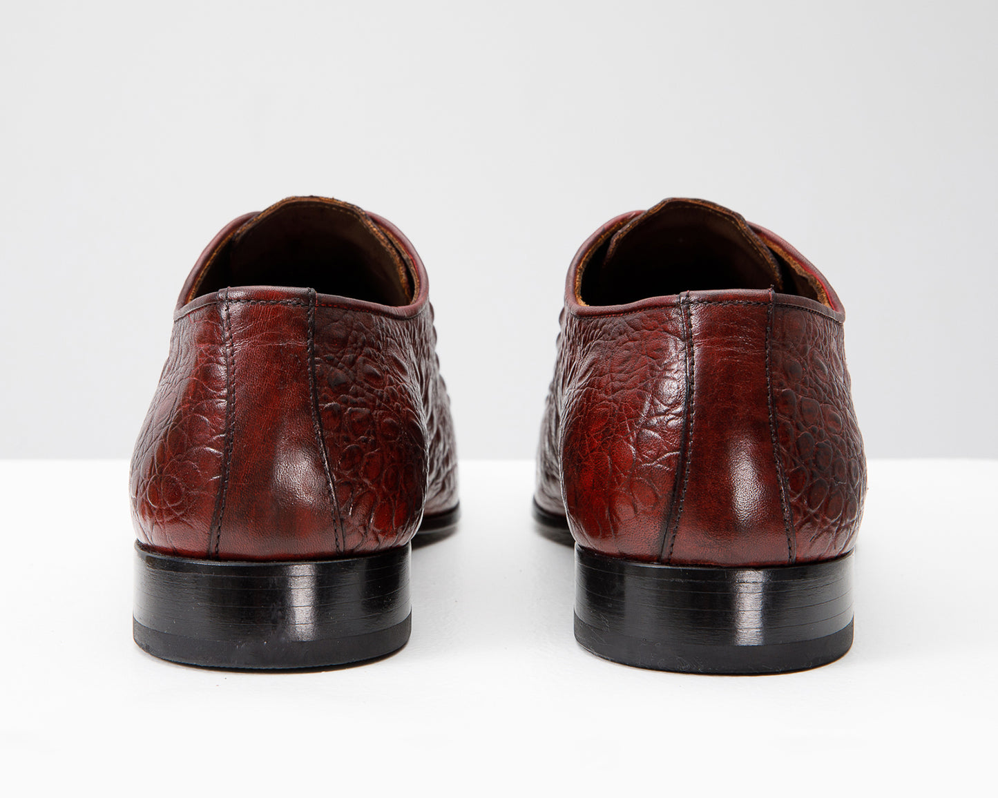 The Randor Burgundy Crocodile Leather Oxford Men Shoe